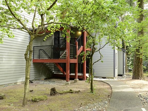 4th image of 14525 NE 30th Pl #14D