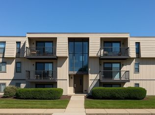 9841 Sunrise Blvd UNIT 23, North Royalton, OH 44133