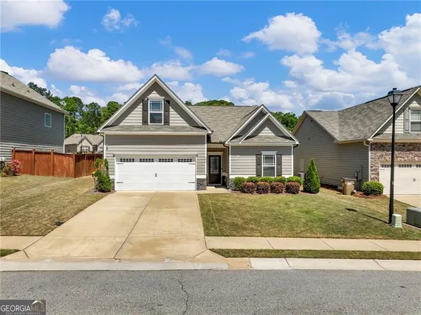 374 Eagles Bluff Way, Hoschton, GA 30548