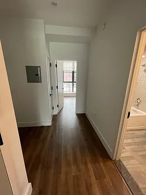 Rented by Bloom Real Estate Group | media 16