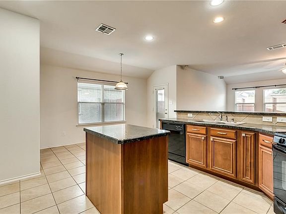 4th image of 9612 Starfire Dr