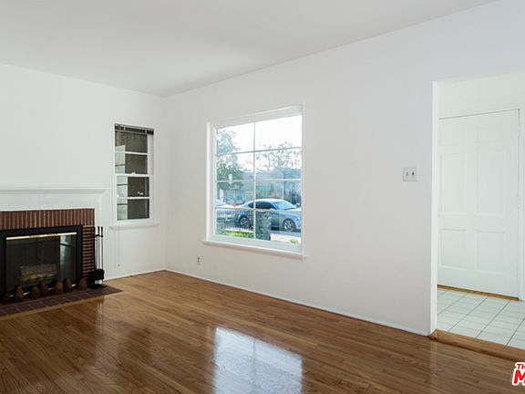 4th image of 1026 Garfield Ave
