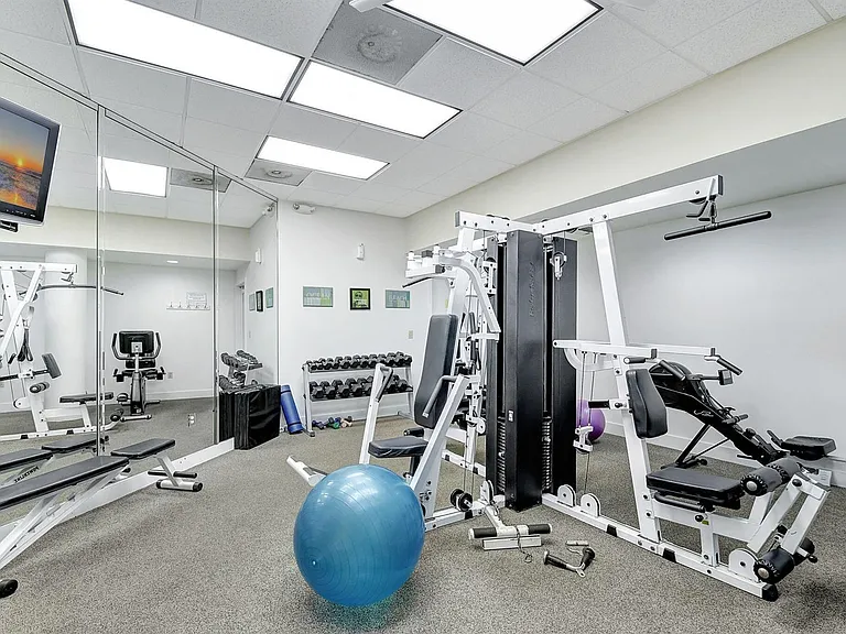 318 Oak Harbour Dr #318 — Photo 43