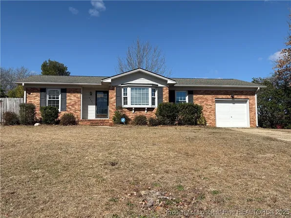 6421 Newcastle Rd, Fayetteville, NC 28303