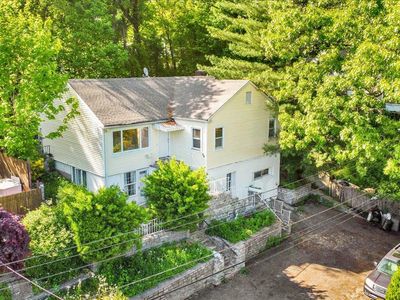 34 aka 172 Linn Place, Yonkers, NY, 10705