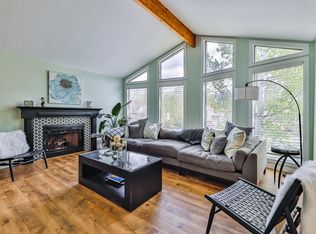 10270 S Flanders Rd, Sandy, UT 84092