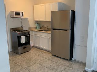 1039 N Obispo Ave, Long Beach, CA 90804