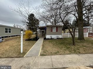 5 McKinley Dr, Millville, NJ 08332
