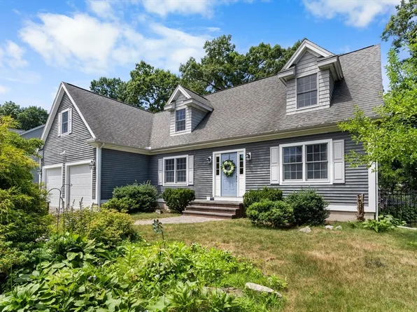 19 Macarthur Rd, North Reading, MA 01864