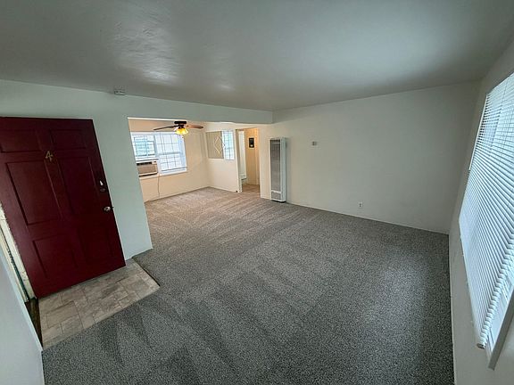 5th image of 135 Baxter Ave APT 4