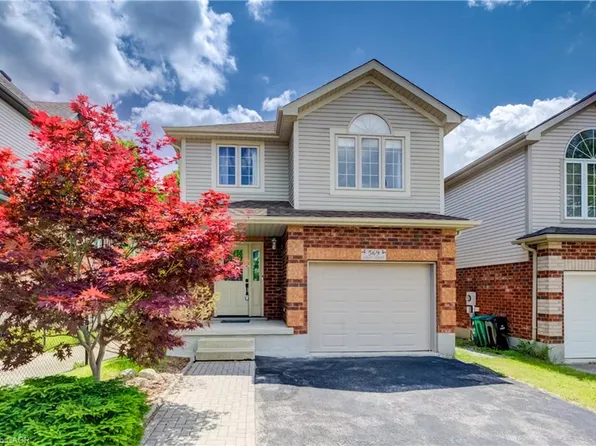 569 Violet St, Waterloo, ON N2V 2T8
