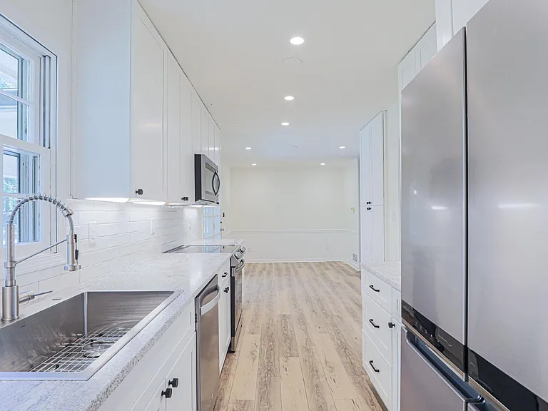1150 Bell Rd — Photo 7