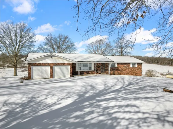 2504 Joe Holt Rd, Everton, AR 72633