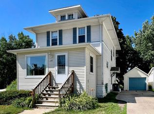 177 E Cotton St, Fond Du Lac, WI 54935