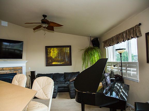 Vaulted ceilings in great room