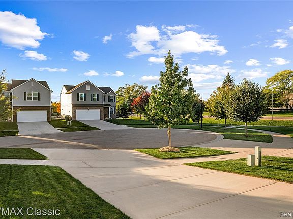 4th image of 6019 Ravine Ct