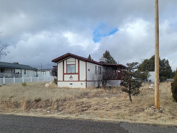 2nd image of 16042 S Red Rock Ln