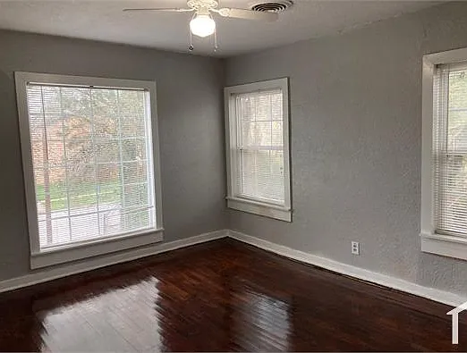 2077 Hazel St — Photo 16