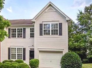 2150 Winthrop Chase Dr, Charlotte, NC 28212