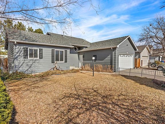 4th image of 241 Pin Oak Dr