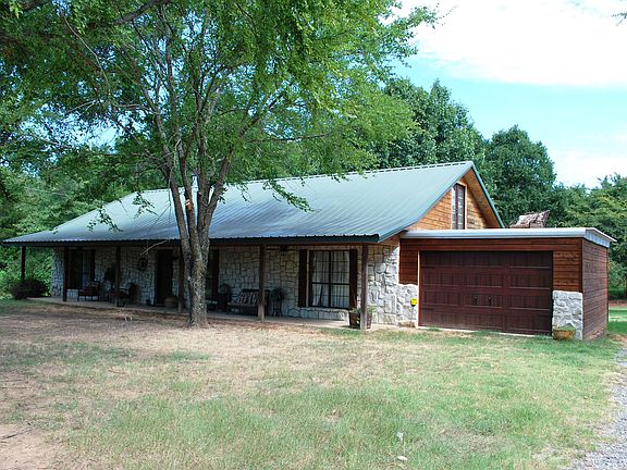 Shaded lot w mature trees