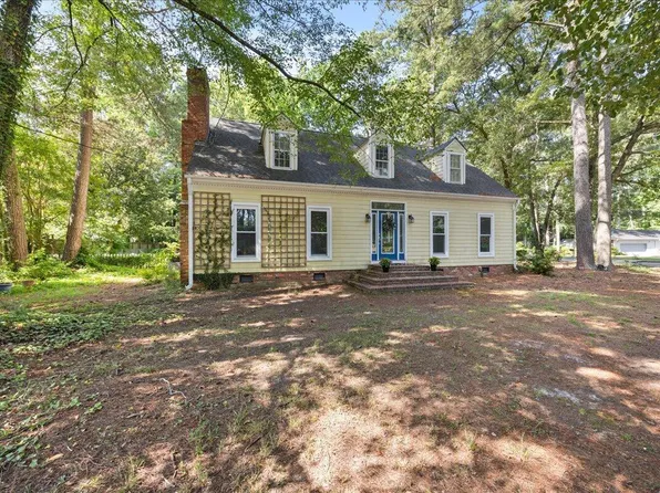 1013 Oak Forest Dr NW, Wilson, NC 27896