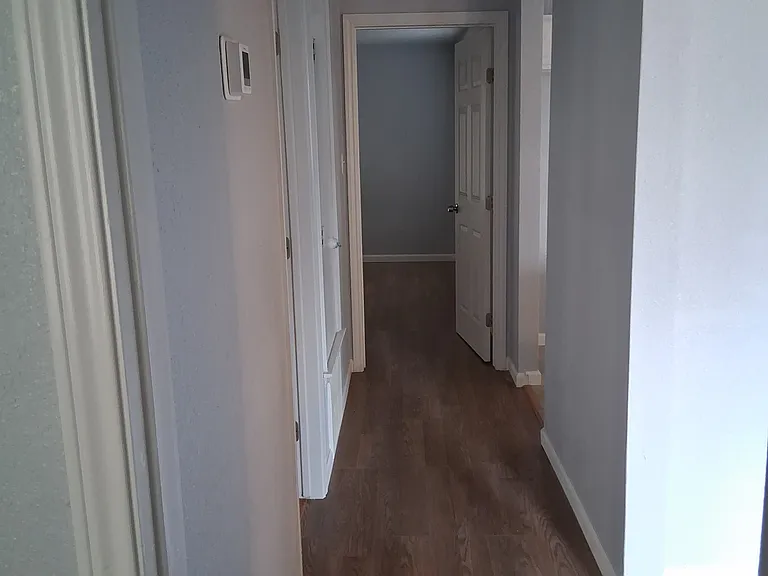 415 Andricks Dr — Photo 8