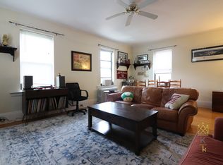 1090 Beacon St APT 4B, Brookline, MA 02446