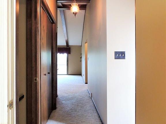 2nd image of 4861 Summergreen Ln