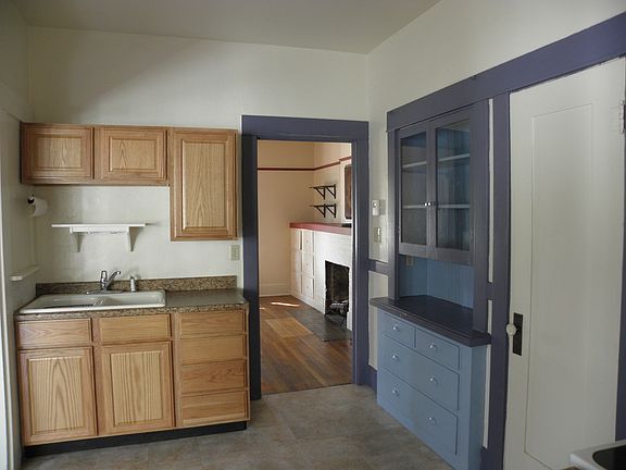 Kitchen Looking into LR