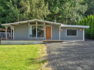 101 N Susan Ave, Hoodsport, WA 98548
