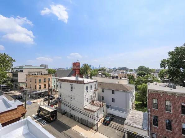 157 Sherman Avenue image 6 of 18