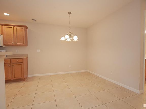 4th image of 4801 Old Tyme Ct