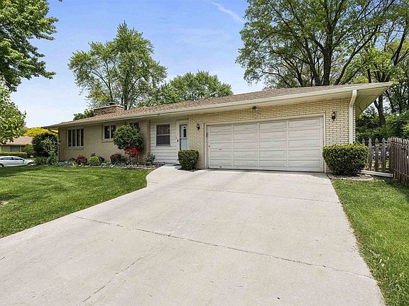 2nd image of 3503 Corbridge Ln
