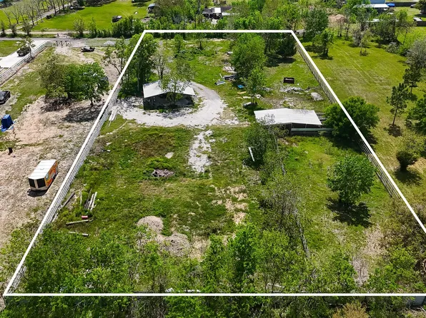 6525 Lesiker Rd, Pearland, TX 77581