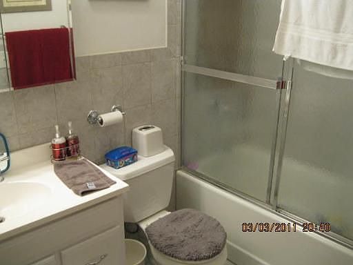 4th image of 1731 Queensbury Cir #5942