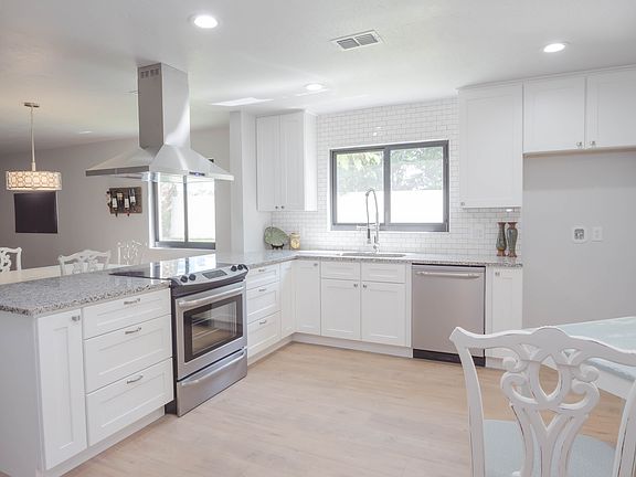 3rd image of 106 Seawind Dr #31