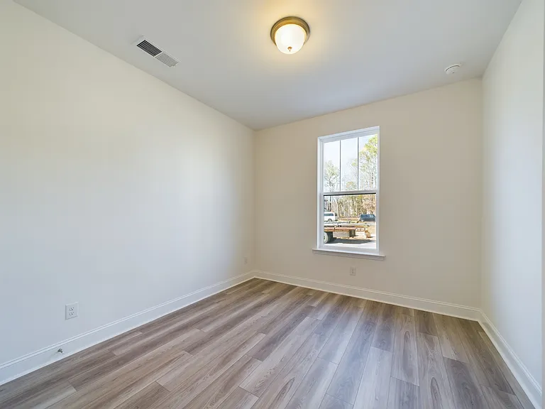 15337 Ballancroft Pkwy — Photo 8