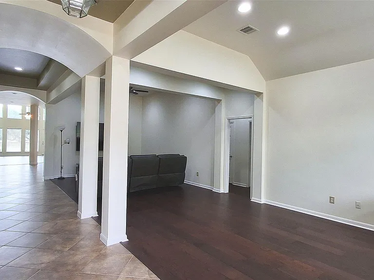 10615 Cortland Ridge Ln — Photo 6