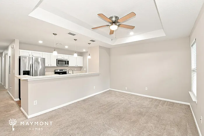 3 bed, 2.0 bath, 1112 sqft, $1,425 — Photo 3