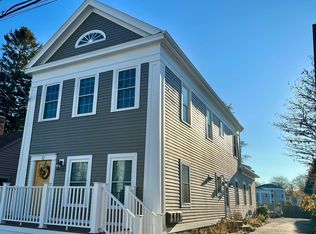 17 Willow St #2, Mystic, CT 06355