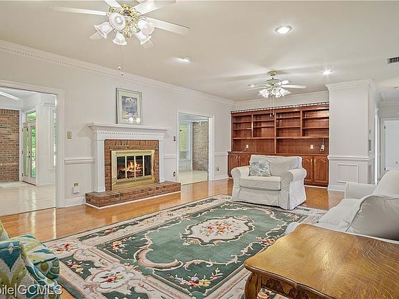 4th image of 824 Ashwood Dr E