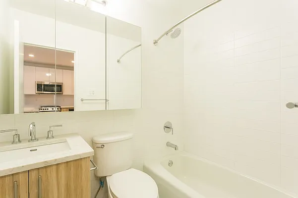 Rented by MNS | media 6