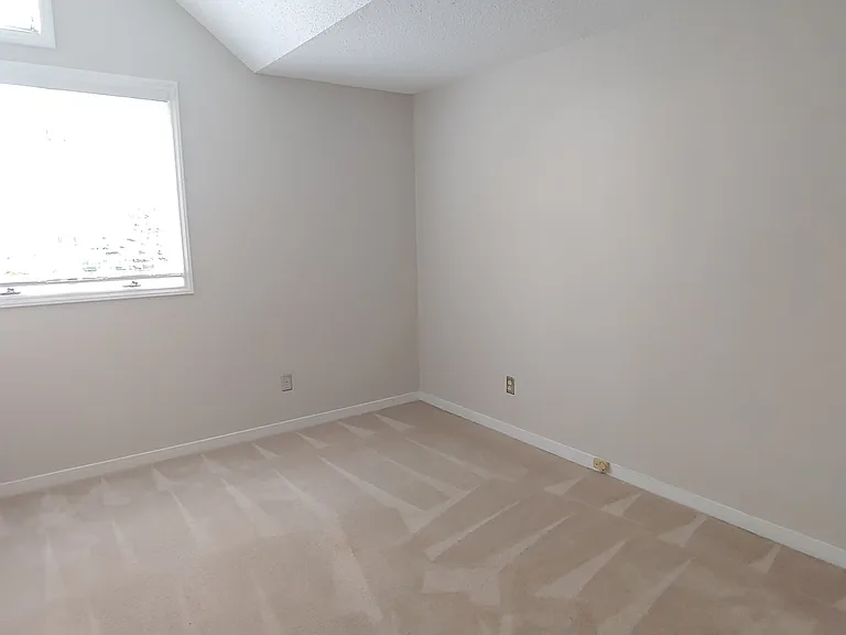 306F N Lindell Rd — Photo 7