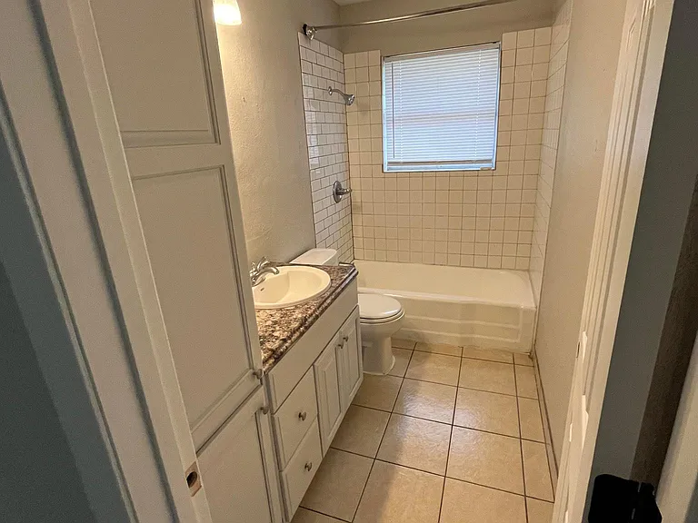 577 Eldridge Dr — Photo 6