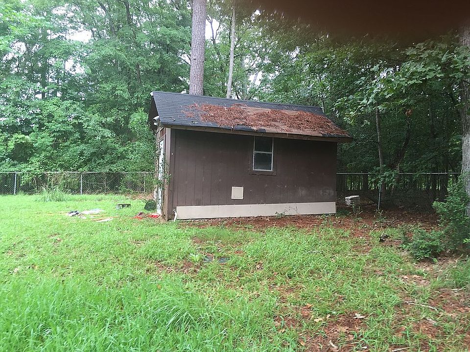 2nd image of 3553 Clayton Pl