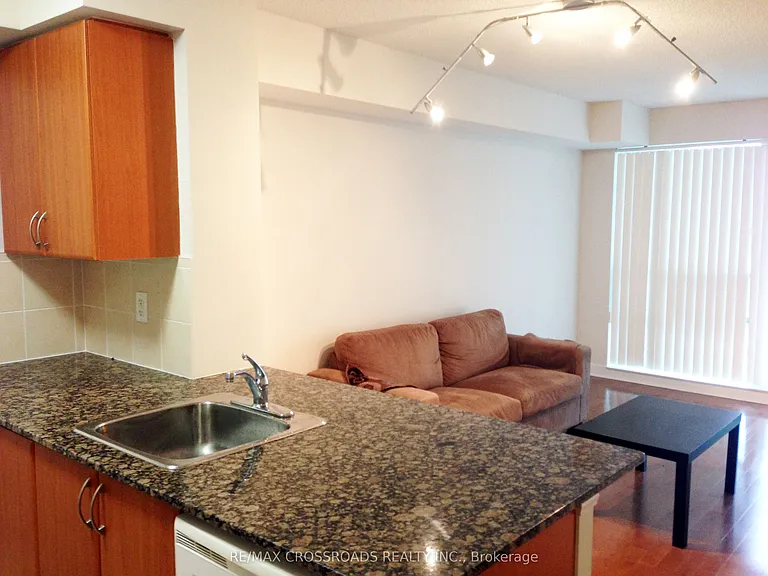 35 Bales Ave #701 — Photo 14