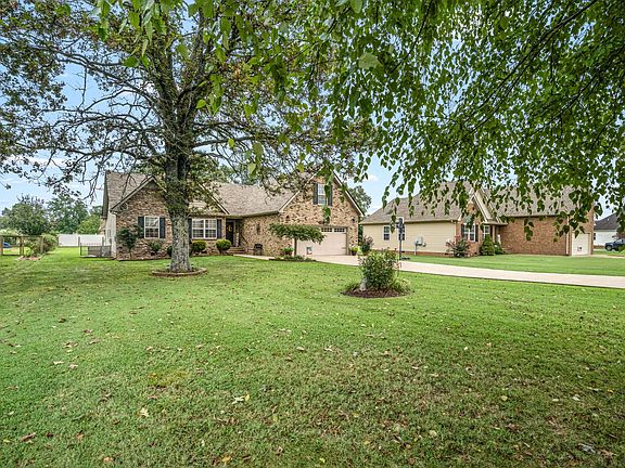 5th image of 1014 Vince Ct