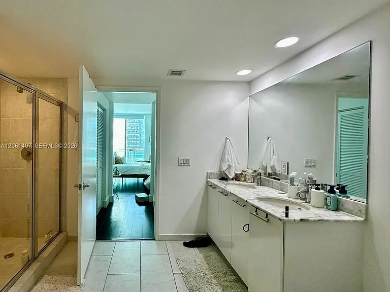 950 Brickell Bay Dr #2406 — Photo 11