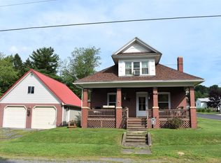 202 Grove St, Avis, PA 17721